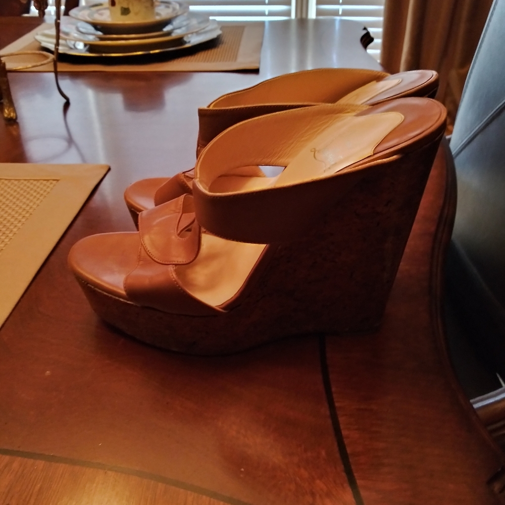 Shoes - Picture 3 of 6